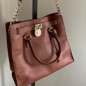 Michael Kors LIKE NEW Tan Tote Purse